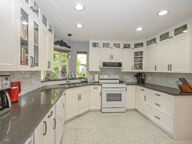 12375 214 Street, Maple Ridge, BC, V2X 4H2 - 14