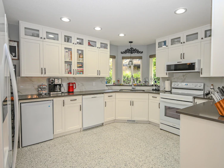 12375 214 Street, Maple Ridge, BC, V2X 4H2 - 15