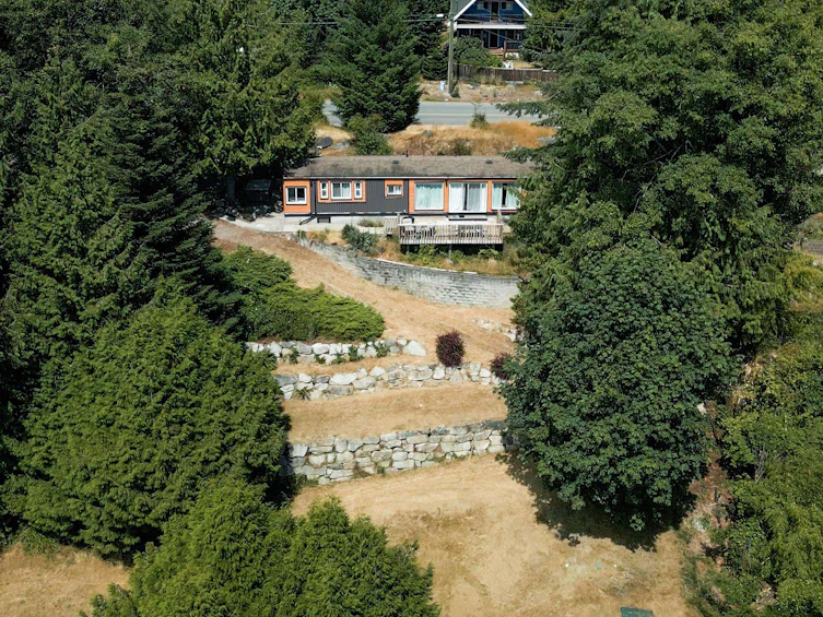 7949 Redrooffs Road, Halfmoon Bay, BC, V7Z 1C6 - 32