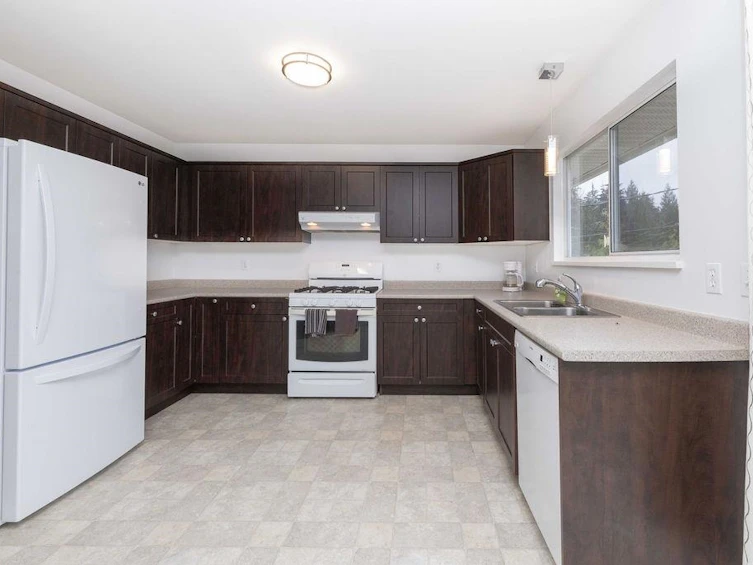87 Monroe Road, Gibsons, BC, V0N 1V6 - 5