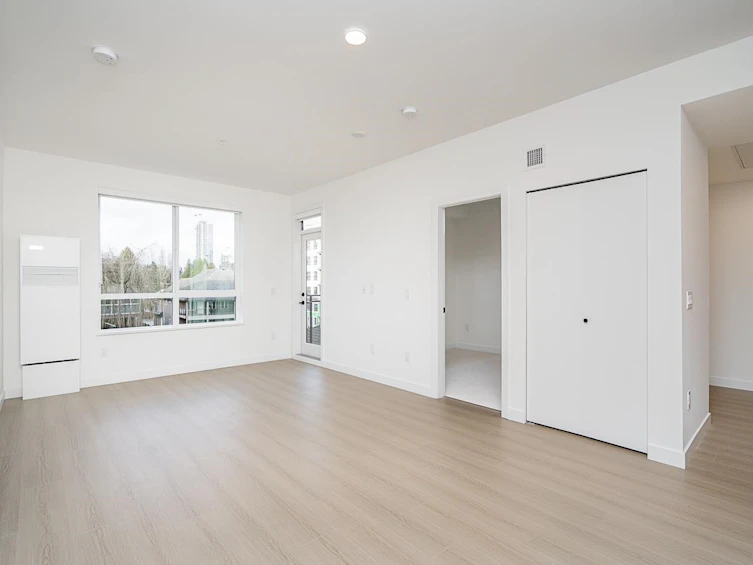 309-9456 134 Street, Surrey, BC, V3V 0G8 - 10