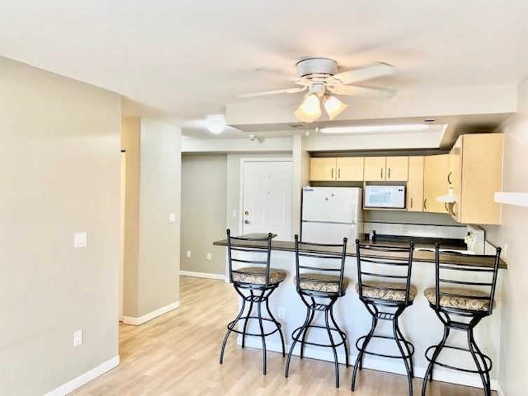 313-20200 56 Avenue, Langley, BC, V3A 8S1