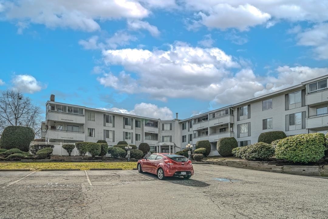 301-32950 Amicus Place, Abbotsford, BC, V2S 6G9