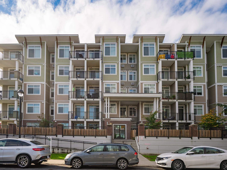 105-20696 Eastleigh Crescent, Langley, BC, V3A 0M3 - 2