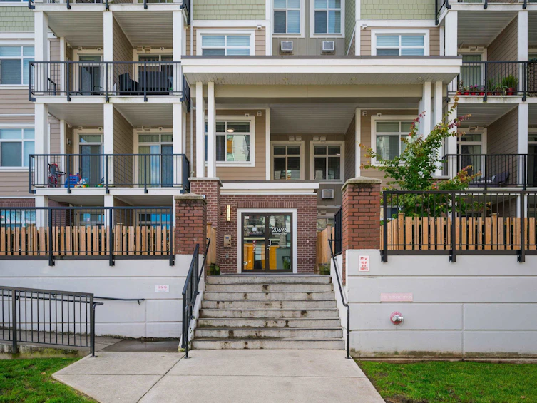 105-20696 Eastleigh Crescent, Langley, BC, V3A 0M3 - 3