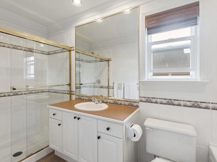 3686 Carnarvon Avenue, North Vancouver, BC, V7N 4L7 - 20
