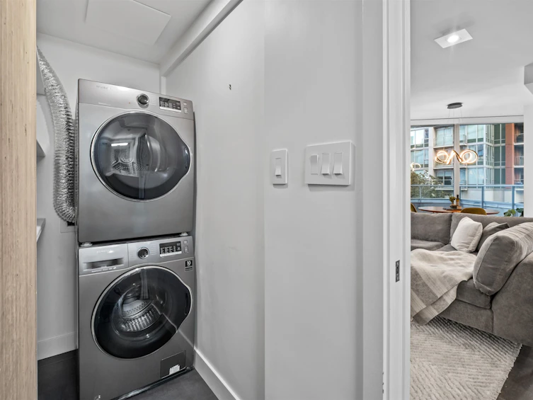 202-689 Abbott Street, Vancouver, BC, V6B 0J2 - 28