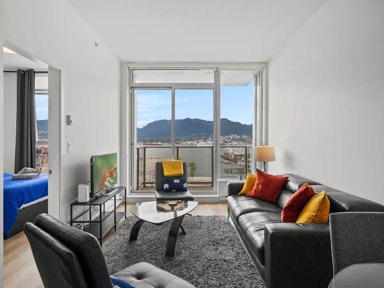 PH3-933 E Hastings Street, Vancouver, BC, V6A 0G6 - 2