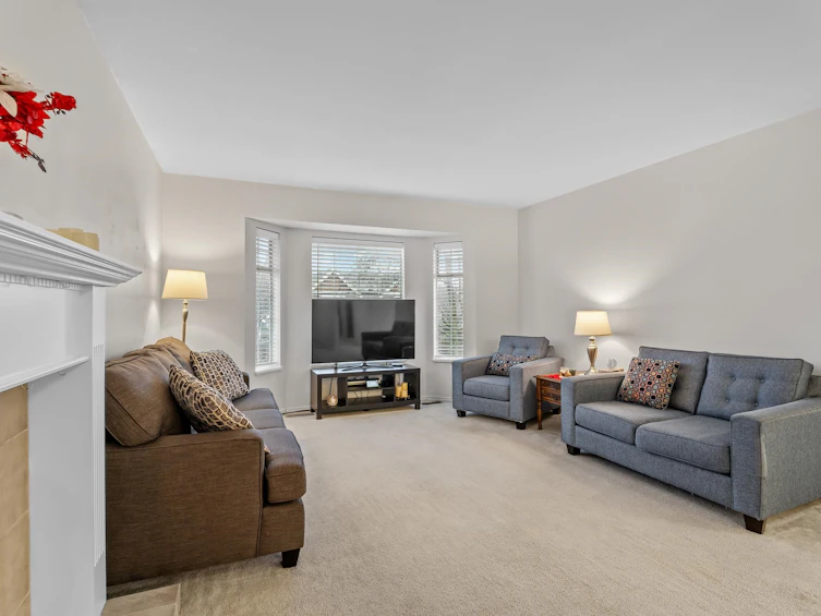 7489 18th Avenue, Burnaby, BC, V3N 1H8 - 9