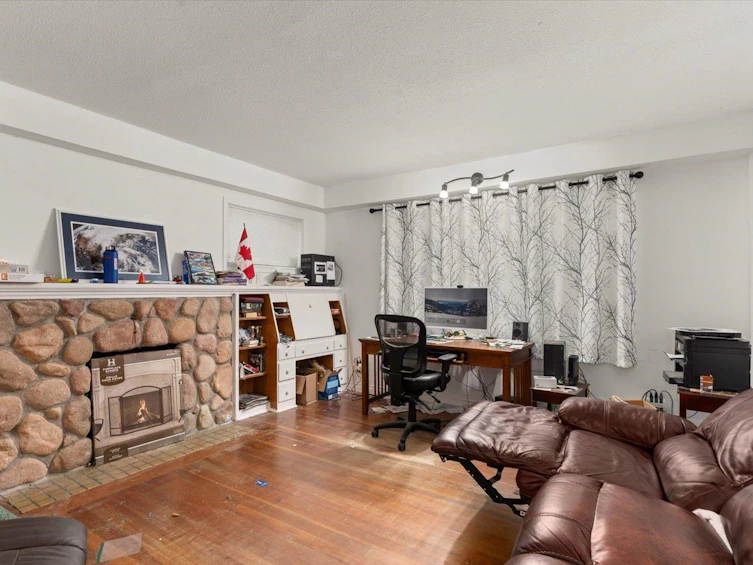 9474 Victor Street, Chilliwack, BC, V2P 5B1 - 3
