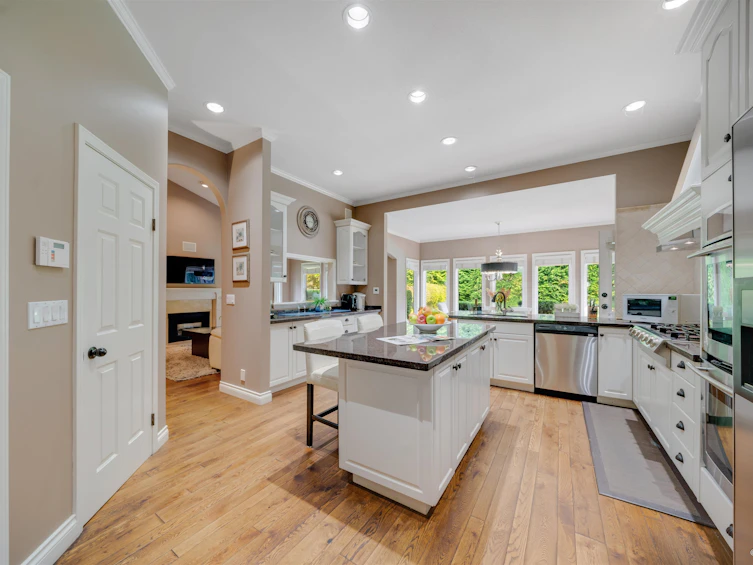 2070 132a Street, Surrey, BC, V4A 9K2 - 8