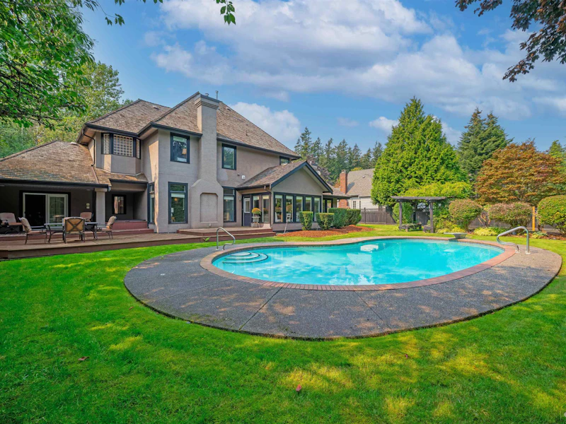 2070 132a Street, Surrey BC V4A 9K2