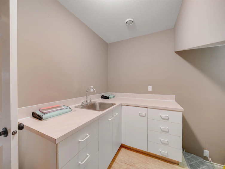 2070 132a Street, Surrey, BC, V4A 9K2 - 17