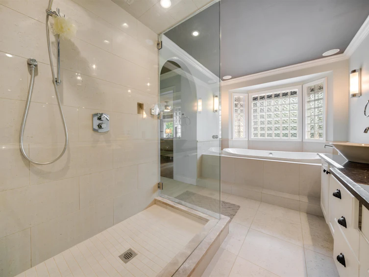 2070 132a Street, Surrey, BC, V4A 9K2 - 14