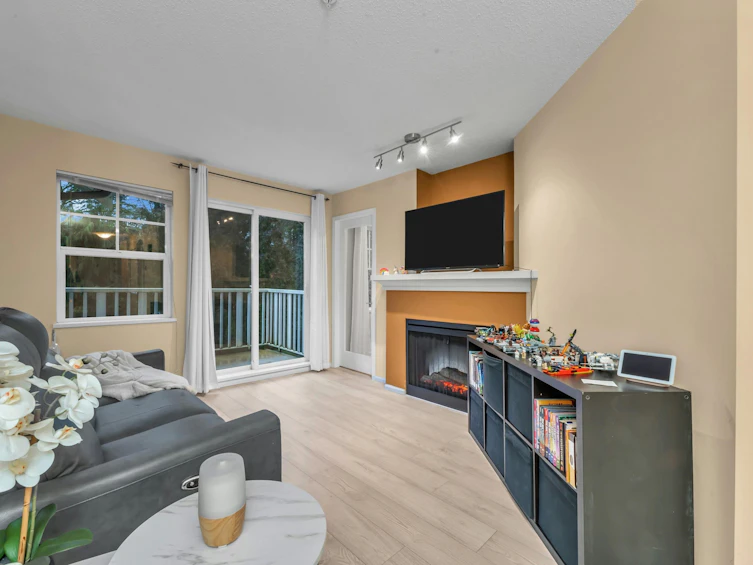307-7330 Salisbury Avenue, Burnaby, BC, V5E 4N8 - 8