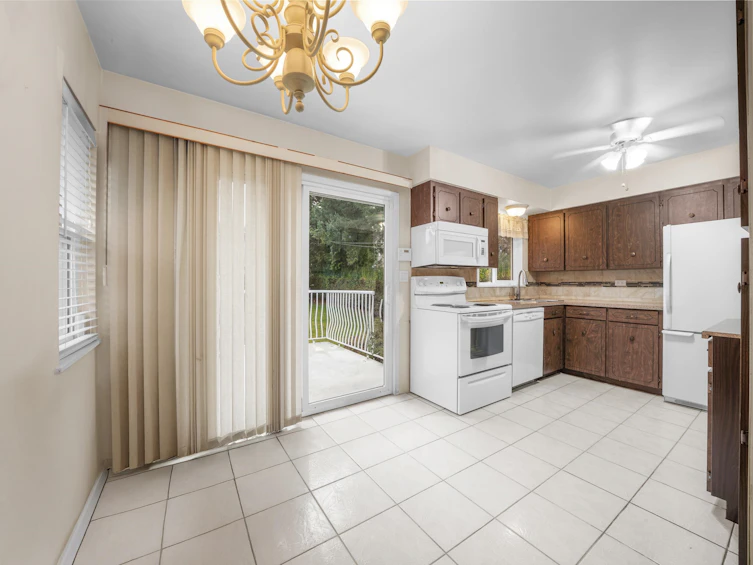 11660 98a Avenue, Surrey, BC, V3V 2K9 - 14
