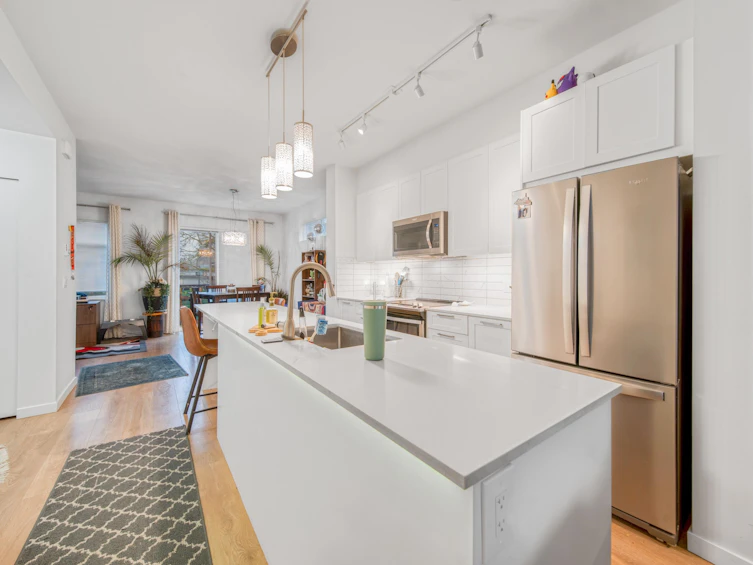 601-18505 Laurensen Place, Surrey, BC, V4N 6R8 - 5
