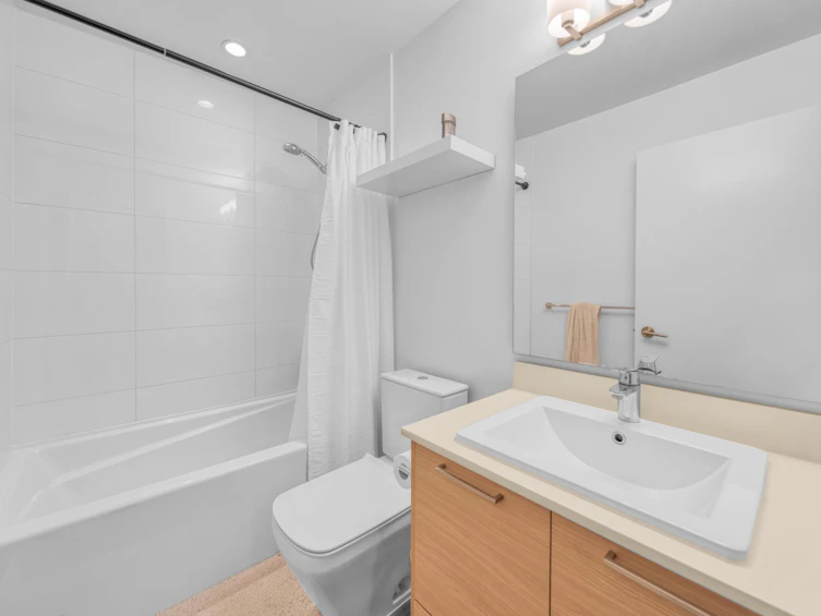 601-18505 Laurensen Place, Surrey, BC, V4N 6R8 - 15