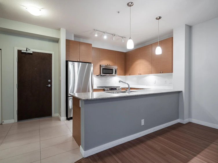 201-101 Morrissey Road, Port Moody, BC, V3H 0E6 - 13
