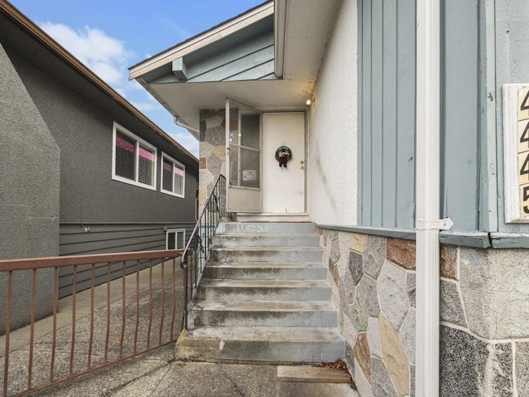 4445 Parker Street, Burnaby, BC, V5C 3C7 - 11