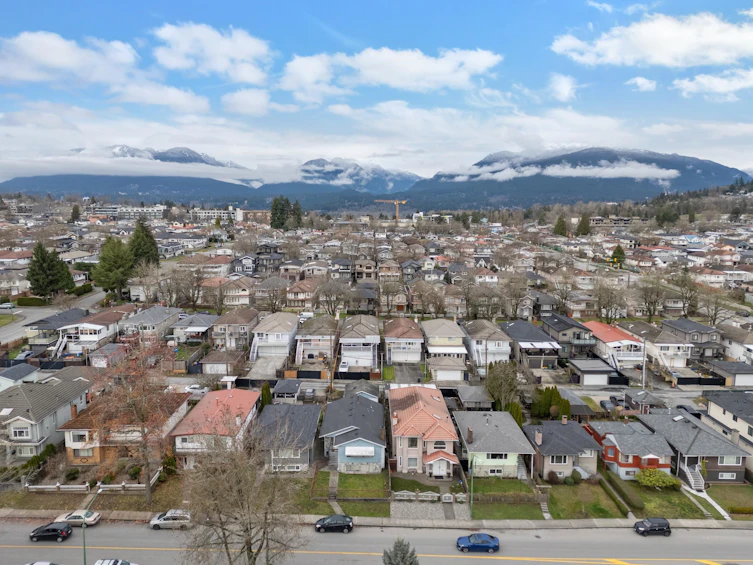4445 Parker Street, Burnaby, BC, V5C 3C7 - 25