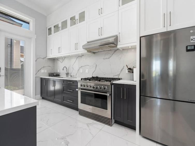 10691 Blundell Road, Richmond, BC, V6Y 1L2 - 13