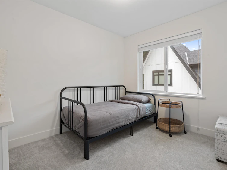 23-6897 201 Street, Langley, BC, V2Y 0Z3 - 23