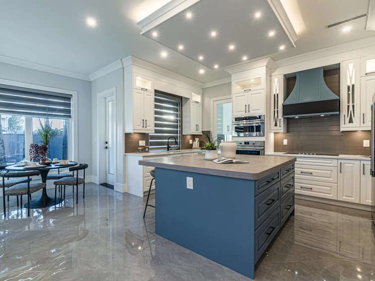 11080 King Road, Richmond, BC, V7A 3B4 - 10