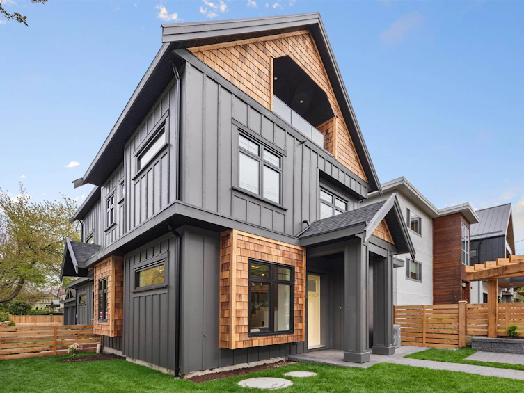 3106 Windsor Street, Vancouver, BC, V5T 4B1 - 2