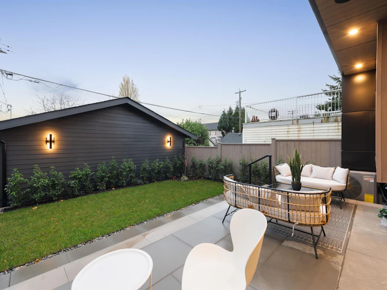 2-351 E 38th Avenue, Vancouver, BC, V5W 1H5 - 35