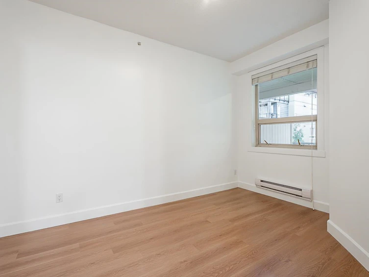 506-13897 Fraser Highway, Surrey, BC, V3T 0G8 - 13
