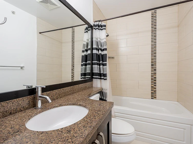 506-13897 Fraser Highway, Surrey, BC, V3T 0G8 - 17