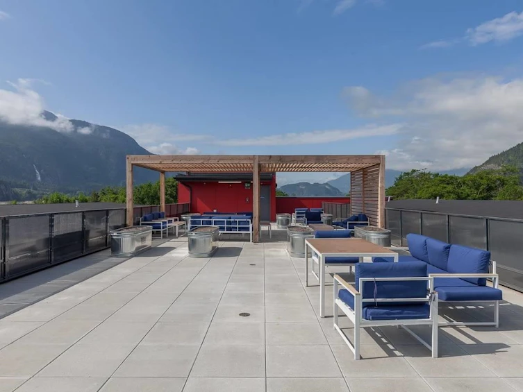 201,203-37762 Third Avenue, Squamish, BC, V8B 1C3 - 7