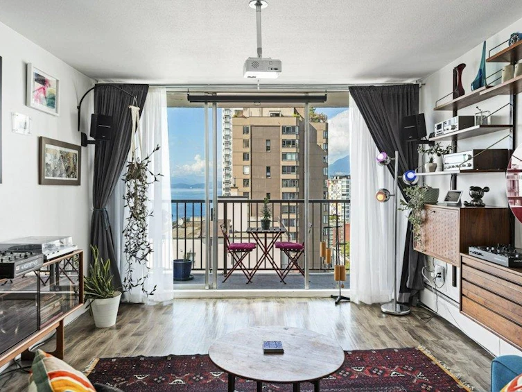 1102-1251 Cardero Street, Vancouver, BC, V6G 2H9 - 2