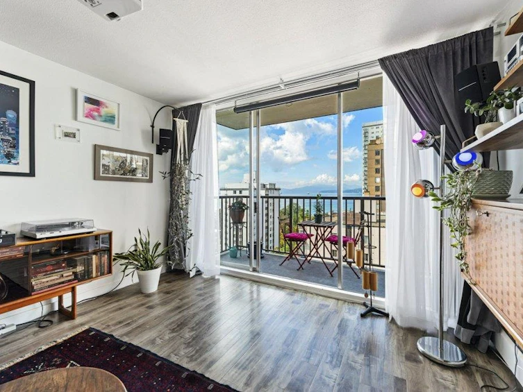 1102-1251 Cardero Street, Vancouver, BC, V6G 2H9 - 3