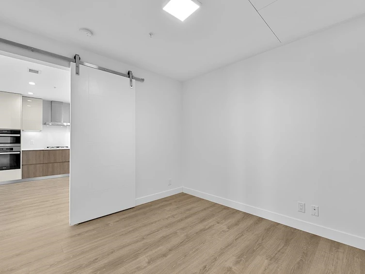 1607-6511 Sussex Avenue, Burnaby, BC, V5J 5C2 - 10