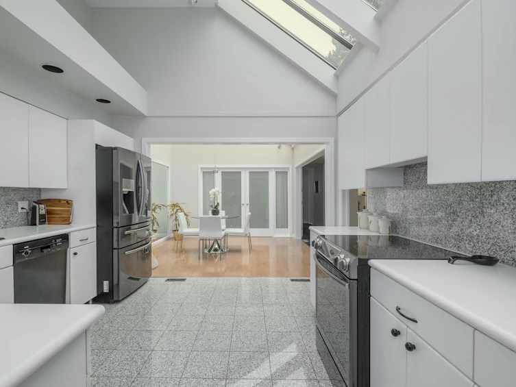 6574 Pinehurst Drive, Vancouver, BC, V5X 4P1 - 6