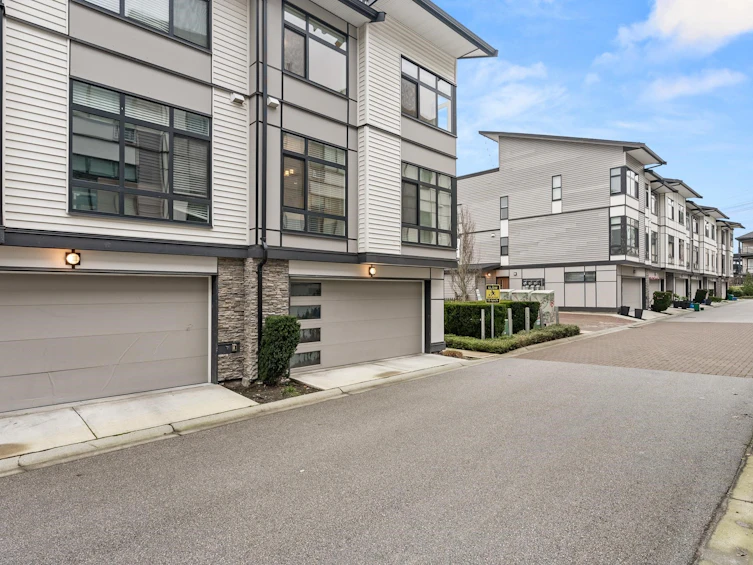 31-14057 60a Avenue, Surrey, BC, V3X 0J2 - 2