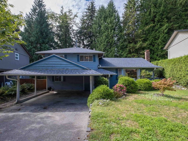 3717 Regent Avenue, North Vancouver BC V7N 2C3