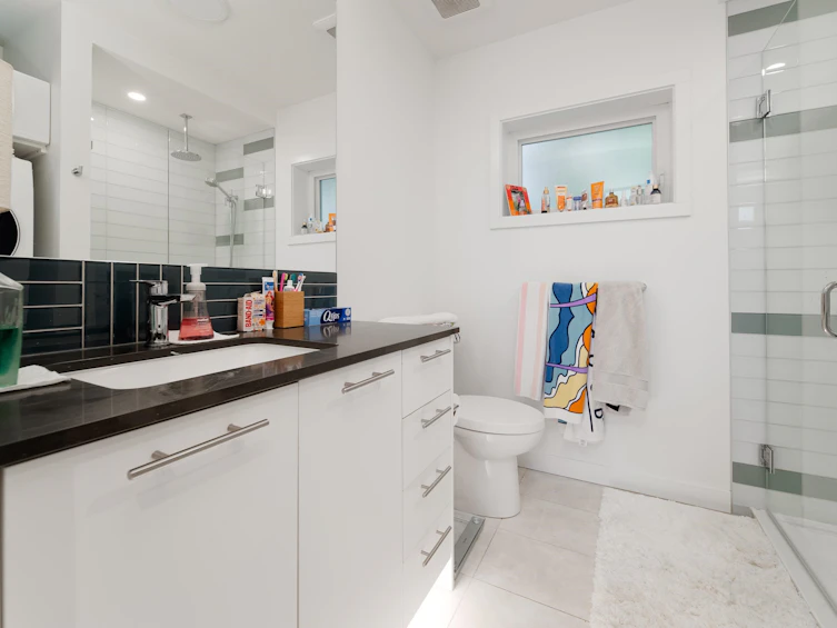3007 W 32nd Avenue, Vancouver, BC, V6L 2B9 - 25