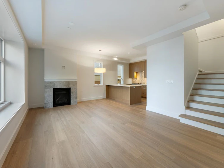 1136 E 26th Avenue, Vancouver, BC, V5V 2J7 - 6