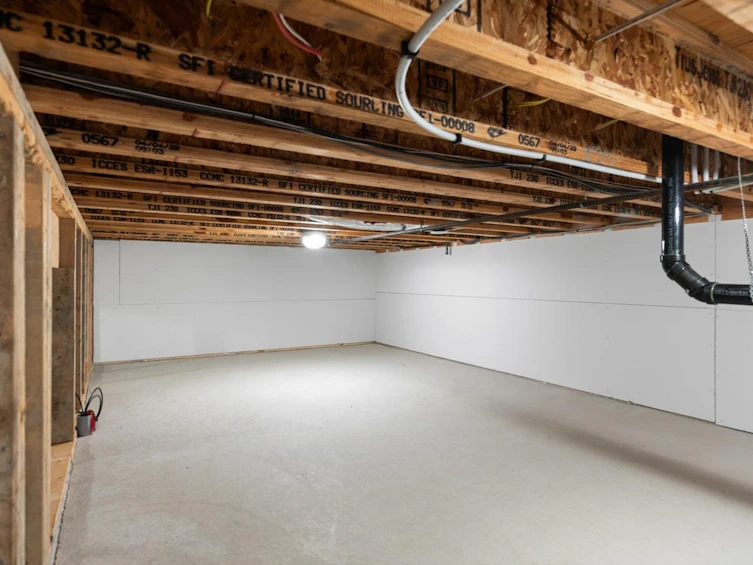 1136 E 26th Avenue, Vancouver, BC, V5V 2J7 - 13