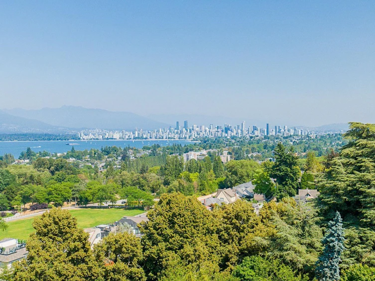 2516 Courtenay Street, Vancouver, BC, V6R 3X3 - 3