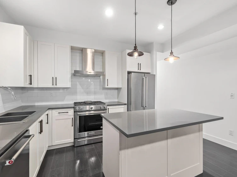 110-16528 24a Avenue, Surrey, BC, V3Z 0P4 - 9