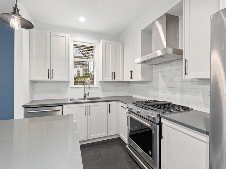 110-16528 24a Avenue, Surrey, BC, V3Z 0P4 - 11