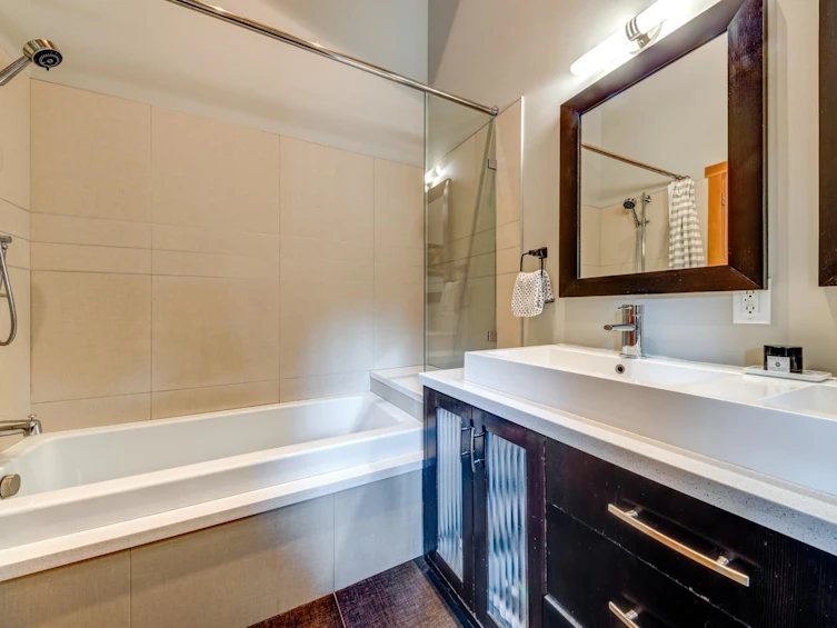 9557 Emerald Drive, Whistler, BC, V8E 0G5 - 13