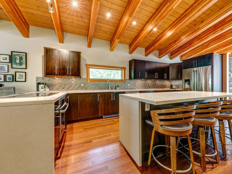 9557 Emerald Drive, Whistler, BC, V8E 0G5 - 9