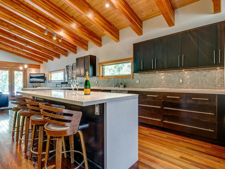 9557 Emerald Drive, Whistler, BC, V8E 0G5 - 8