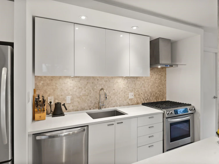303-328 E 11 Avenue, Vancouver, BC, V5T 4W1 - 12