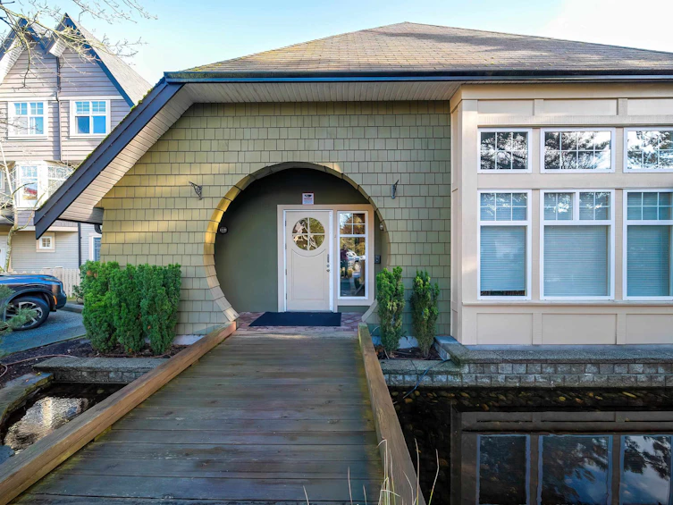 24-6333 No. 1 Road, Richmond, BC, V7C 1T4 - 24